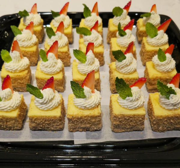 A Belgian dessert served on a tray at Taste of Belgium.
